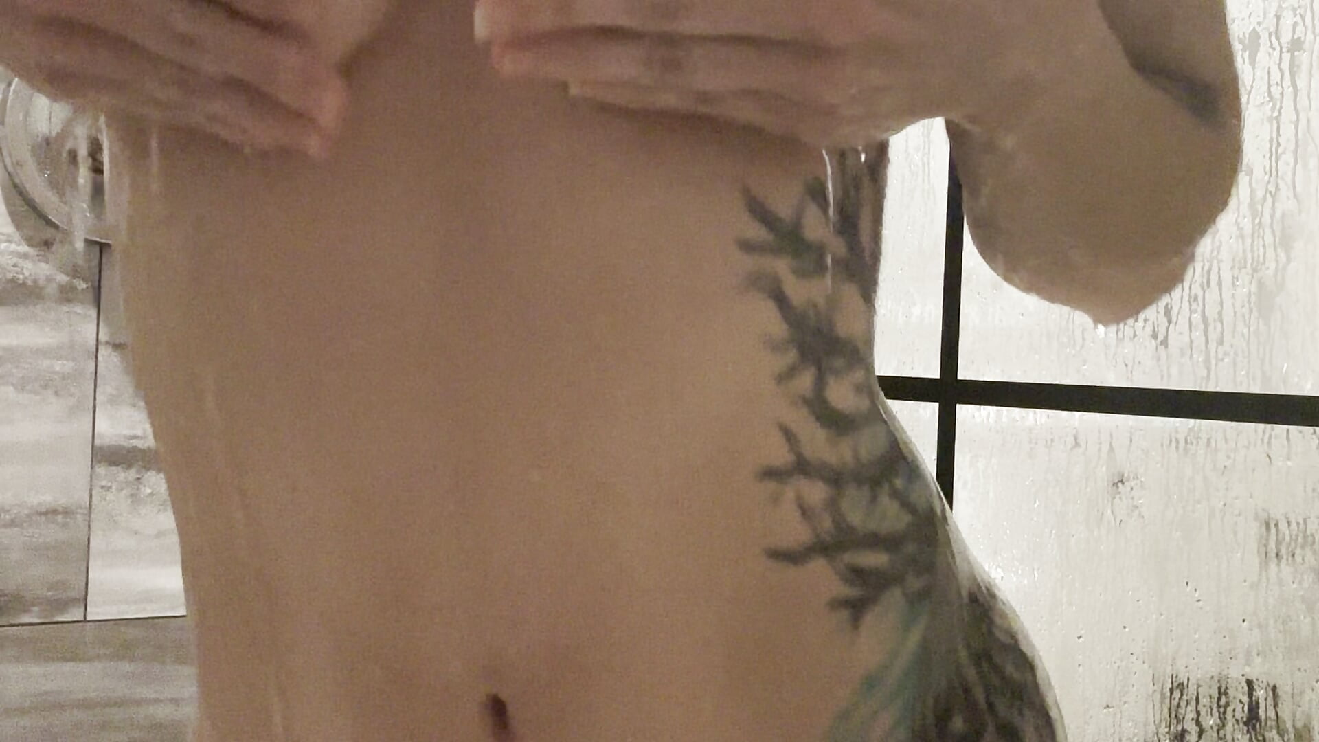 🚿💦💋 Who wants a shower show!? - video od modelky/modela itsveraquinn