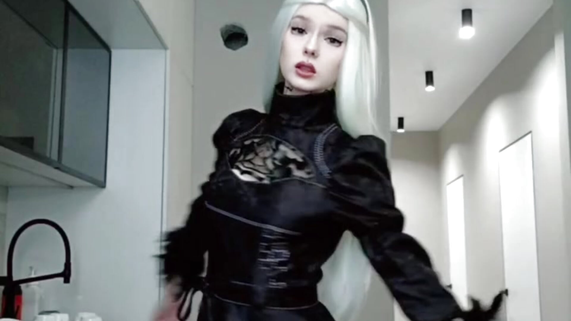 2B WNATS YOU