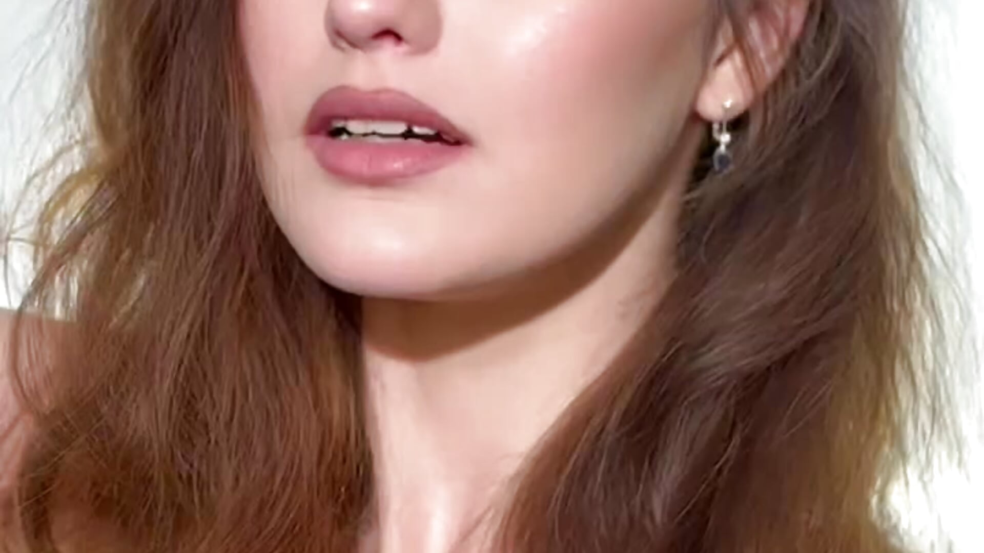 Introducing of me – video od webkamerové modelky FoxFever