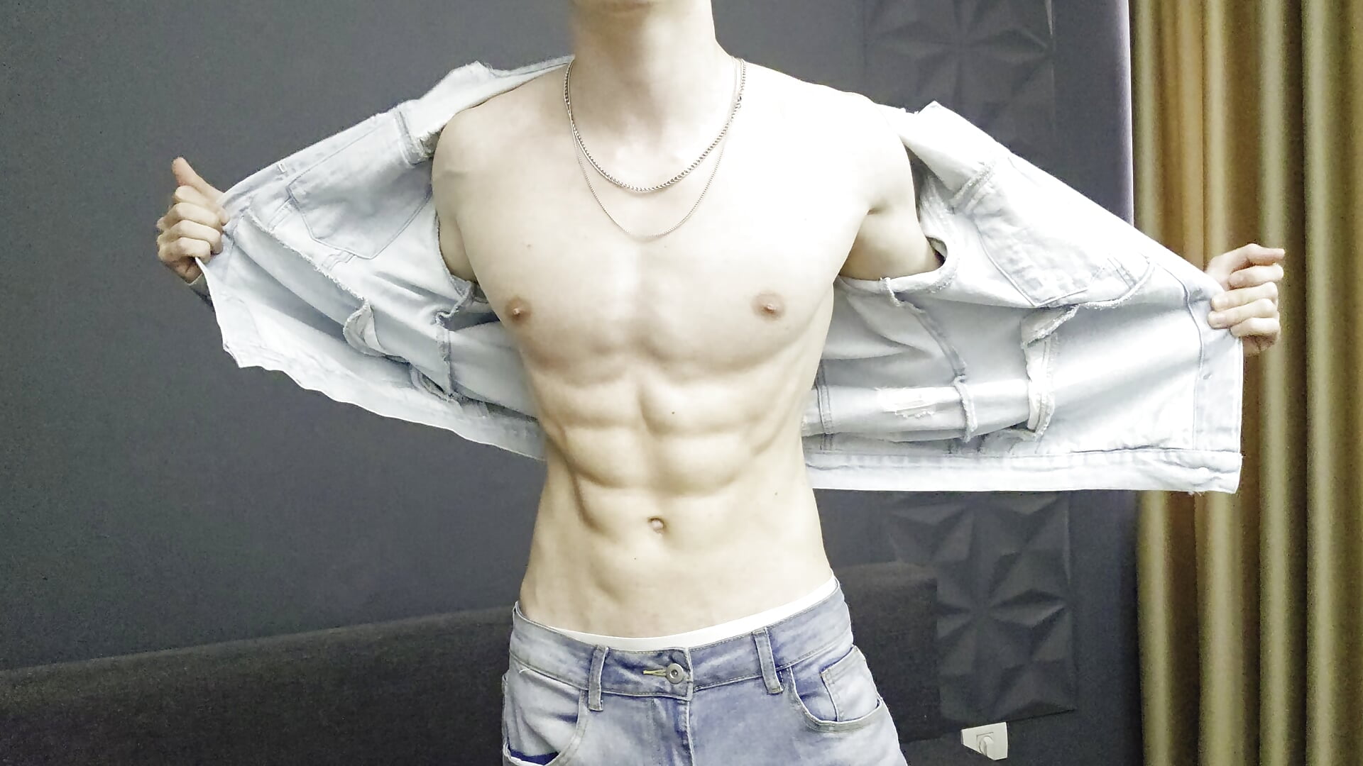 Fit Body Preview 👀 - video by BradyFlint cam model