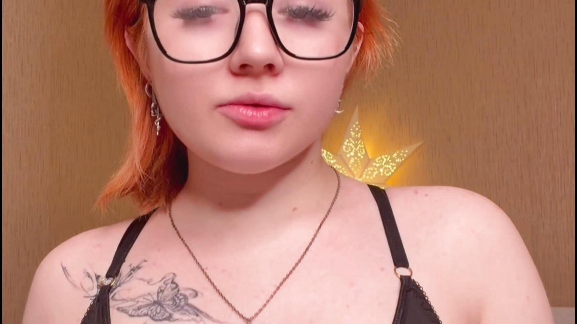 teasing - video oleh model kamera NayaValen