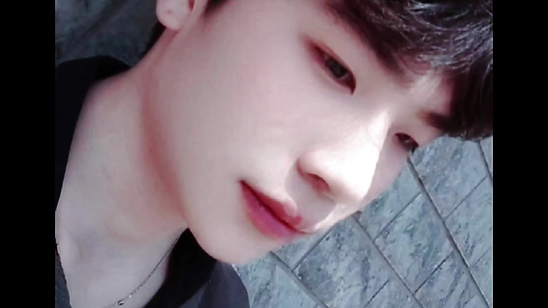 d30a2c0d26a7fe4310762edf52166764 - video by Stuffy-111 cam model