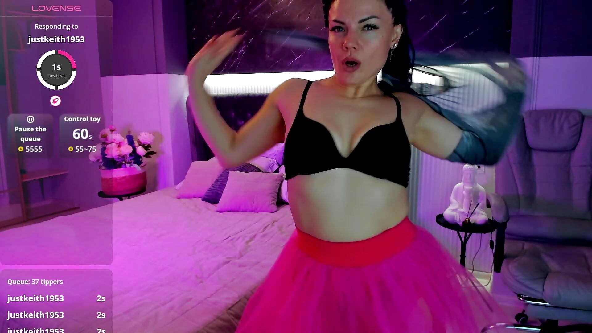 Hot strip dance 💥💦 - Maya_Levin主播的视频