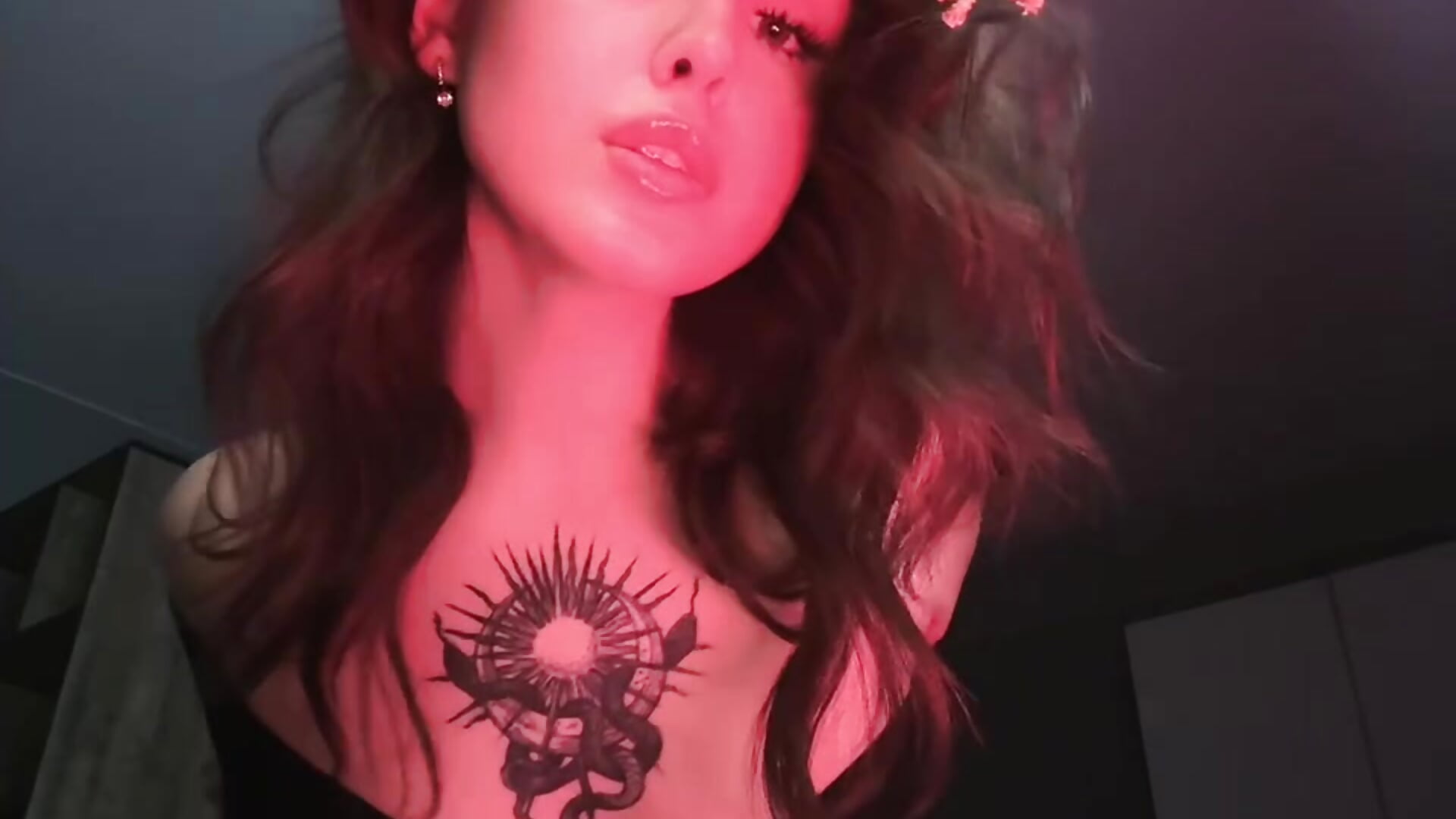 feel my aura :3 - video by TinyMollys cam model