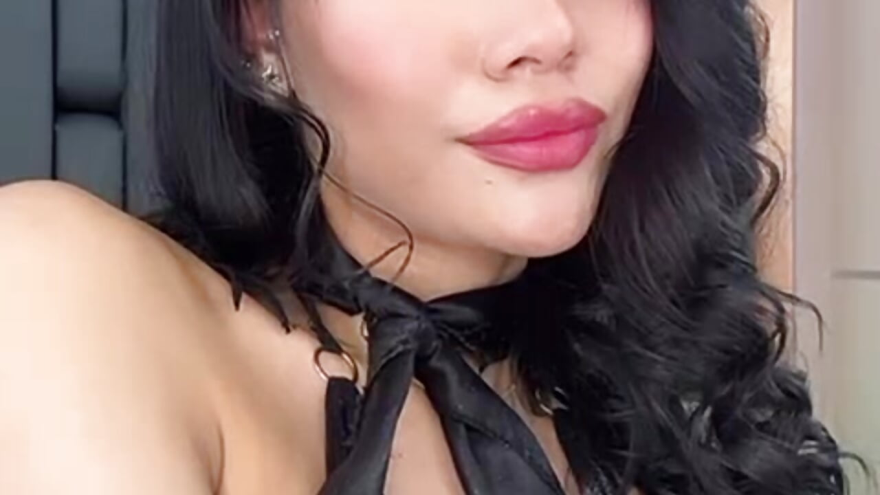 For good boys, one like me🤭😌 - video của người mẫu cam TanyaBello