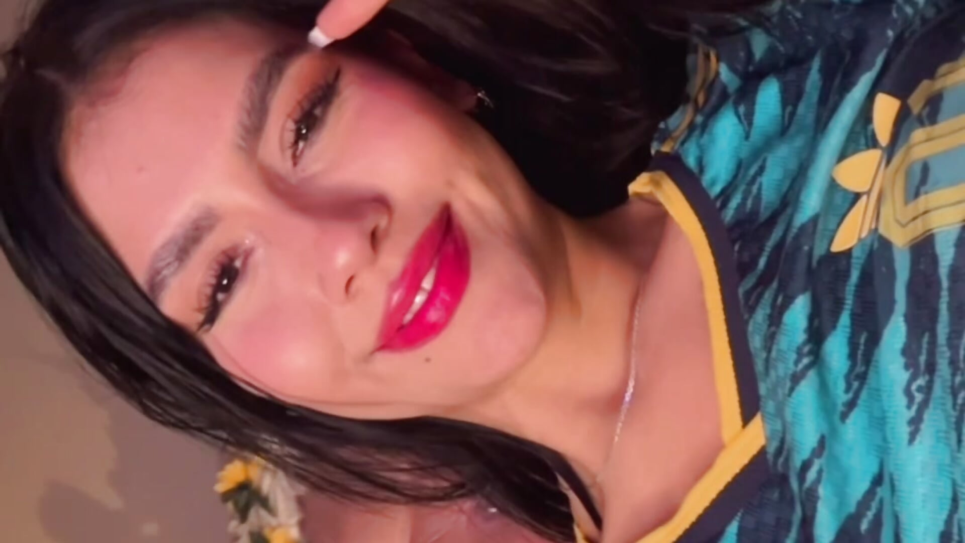 I knew this shirt would bring luck to the Colombian national team 🇨🇴 - video by TanyaBello cam model
