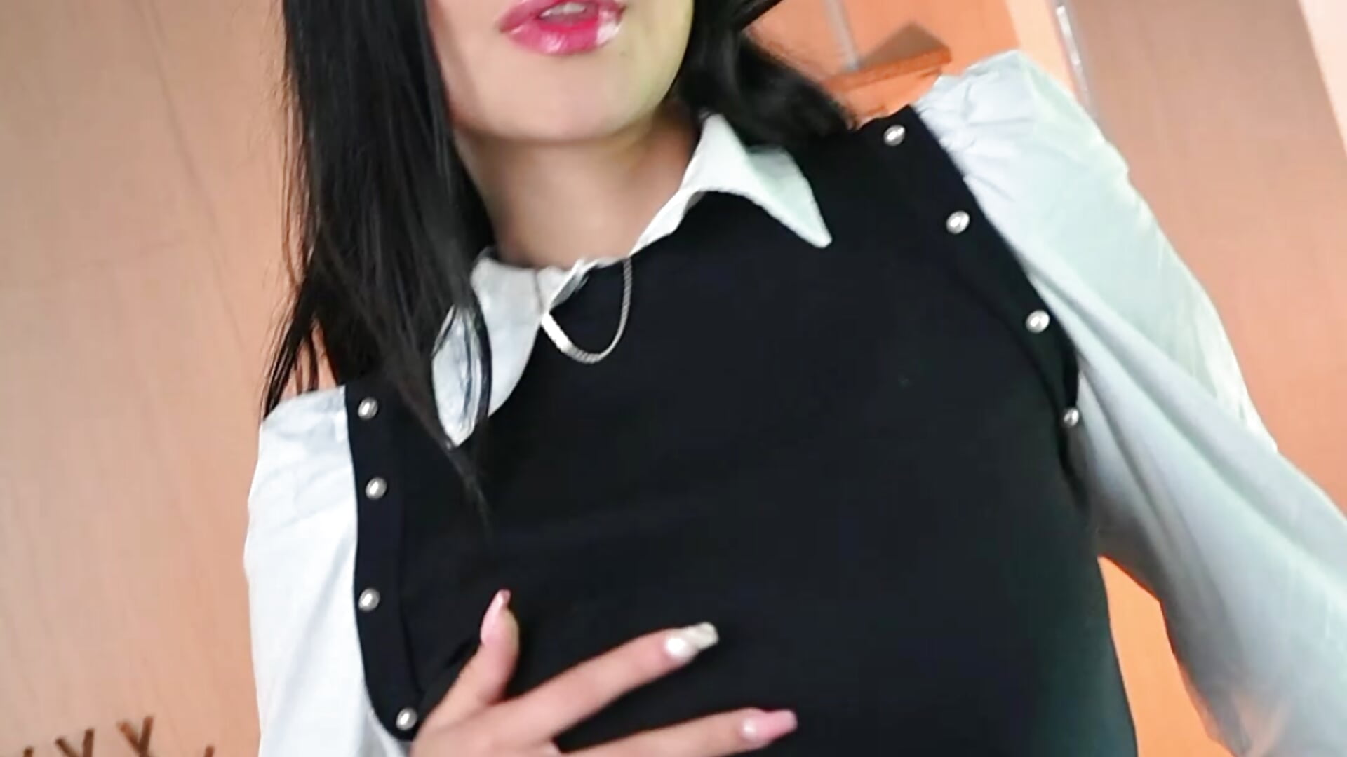 Susurros — filmik TanyaBello