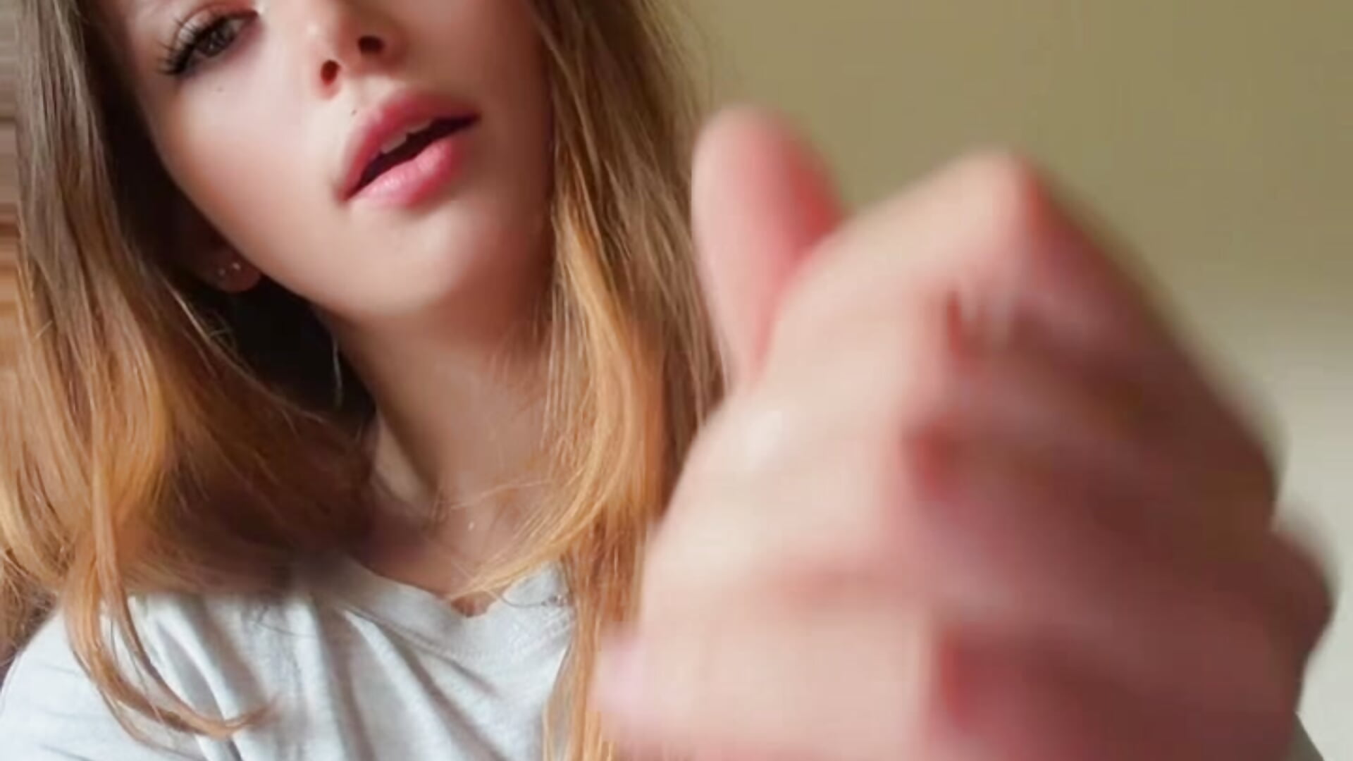 Handjob on my Smallest 🍆💋💦🤫❤️