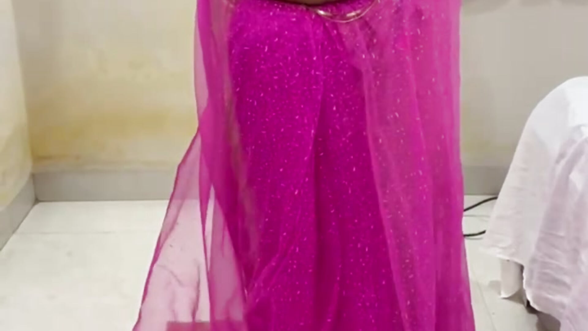 Let me tease u mister😍😍 – video modela na kameri Desi_Maya69