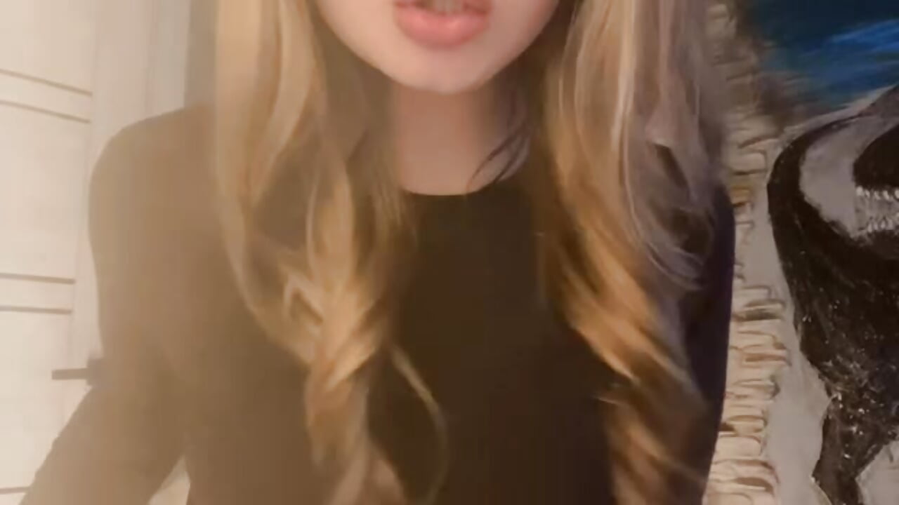 52703ED0-407A-4C79-A768-AB841519EBD5 - video by MerandaBlosom cam model