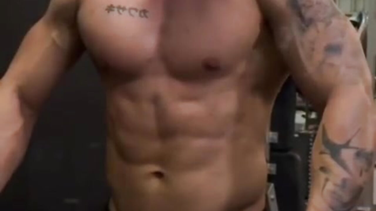 gym - video by Jherxx cam model