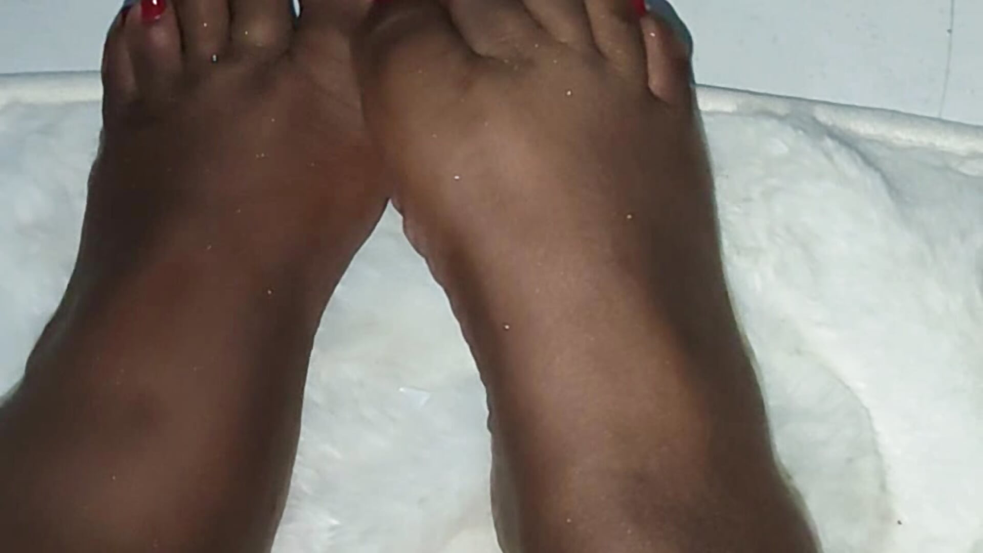 red nails💅🏾 - 視頻由 Maiacharris_ 主播提供