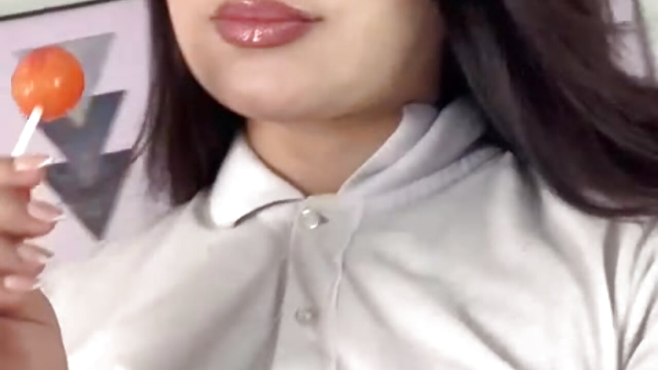 HI DEAR - video by EmilyTurneer cam model