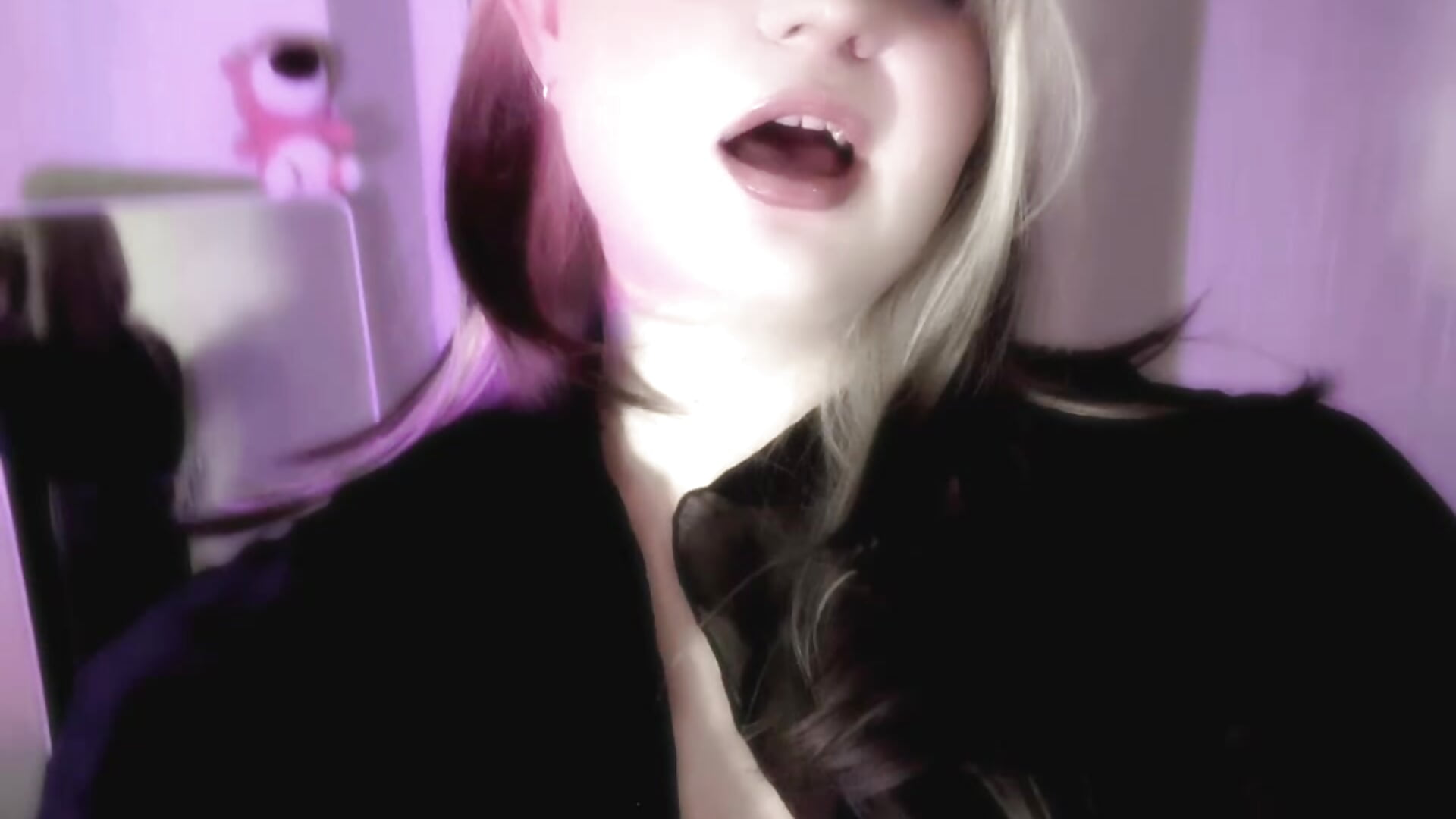 Tears - video by Roman_Moore cam model