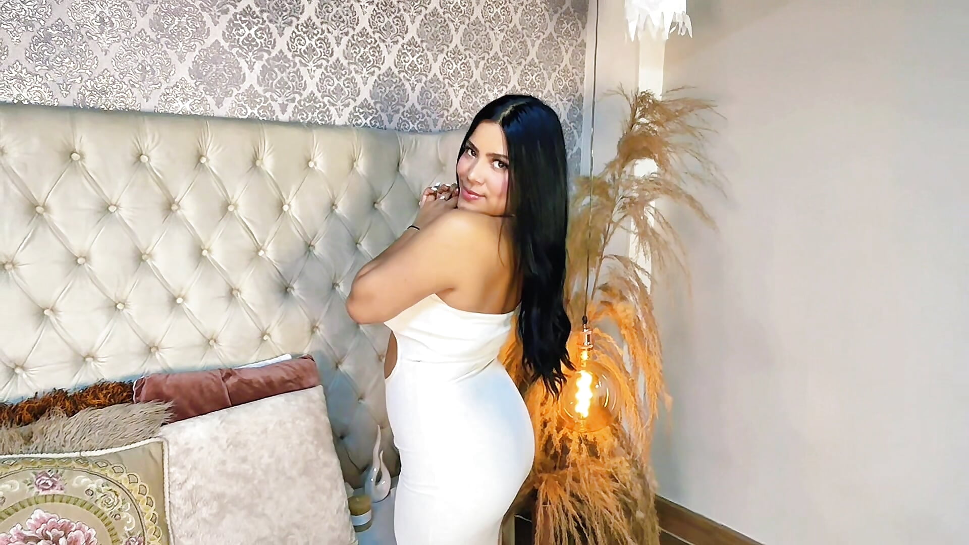 A little sample of how I will have fun with you. - video by OriannaSantoss cam model