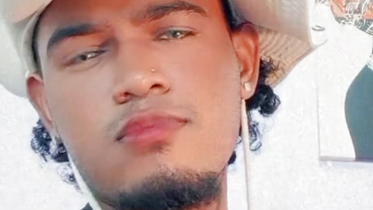 Video de WhatsApp 2025-10-17 a las 19,31,16_3d516646 - video by JaicobJones cam model