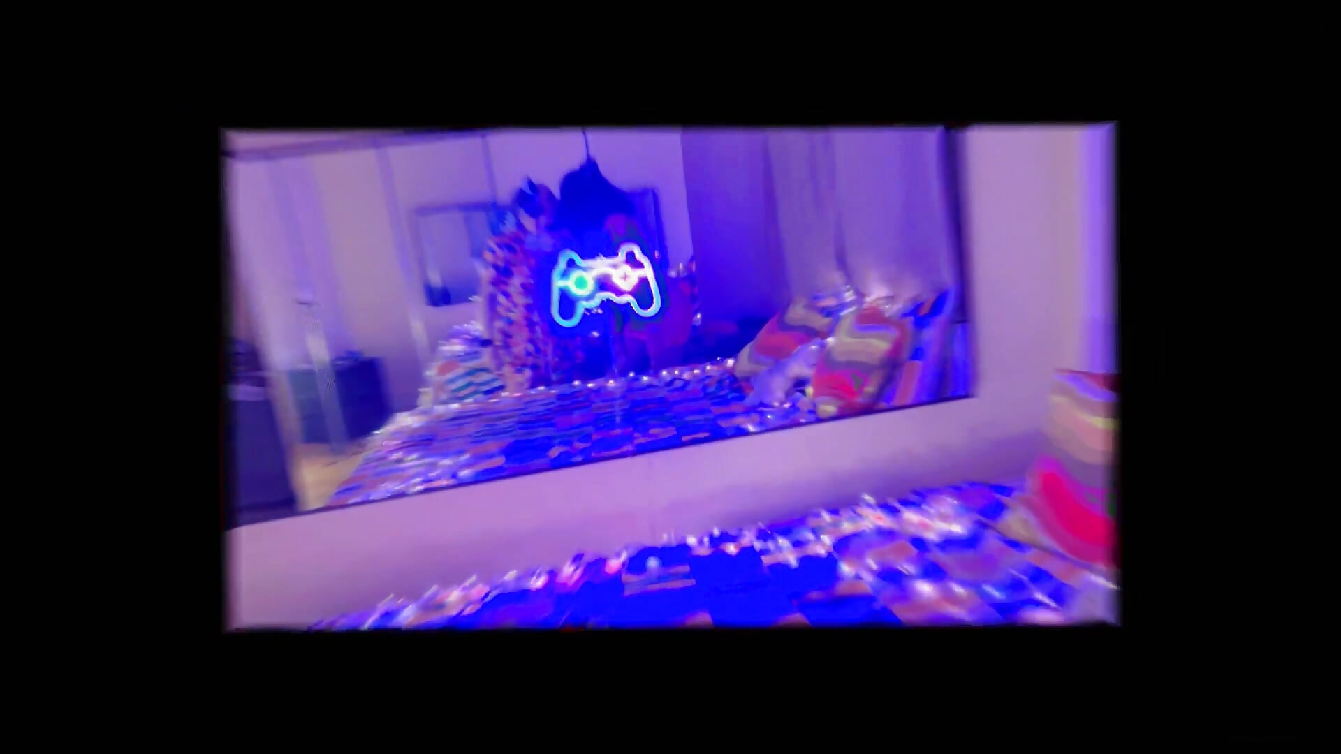 Videogames - clip cu artemisyhercules model videochat