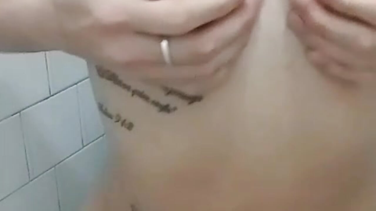 SUCKING DILDO AND MASTURBATION - video by kaileyrivers