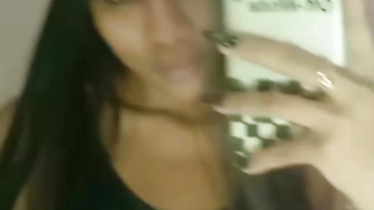 WhatsApp Video 2025-11-28 at 12,17,21 AM - Video von bad_girl_xxx Cam-Model