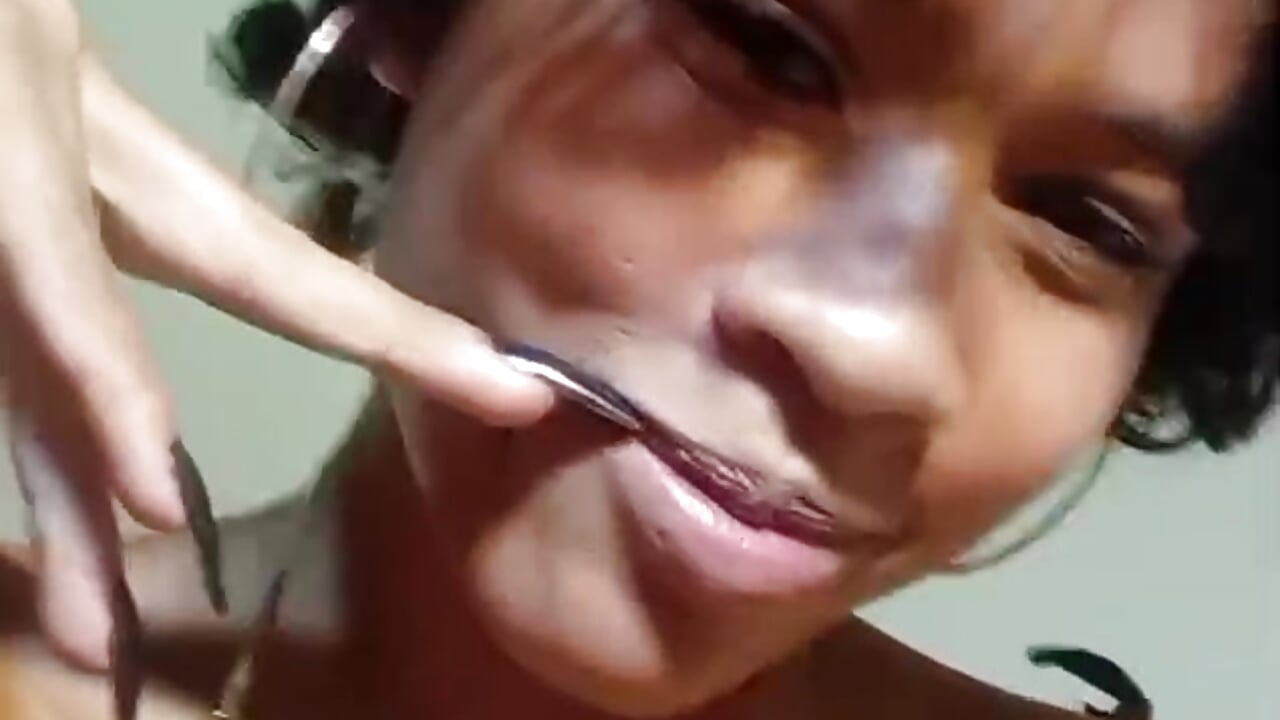 WhatsApp Video 2025-11-28 at 12,17,36 AM - Video von bad_girl_xxx Cam-Model