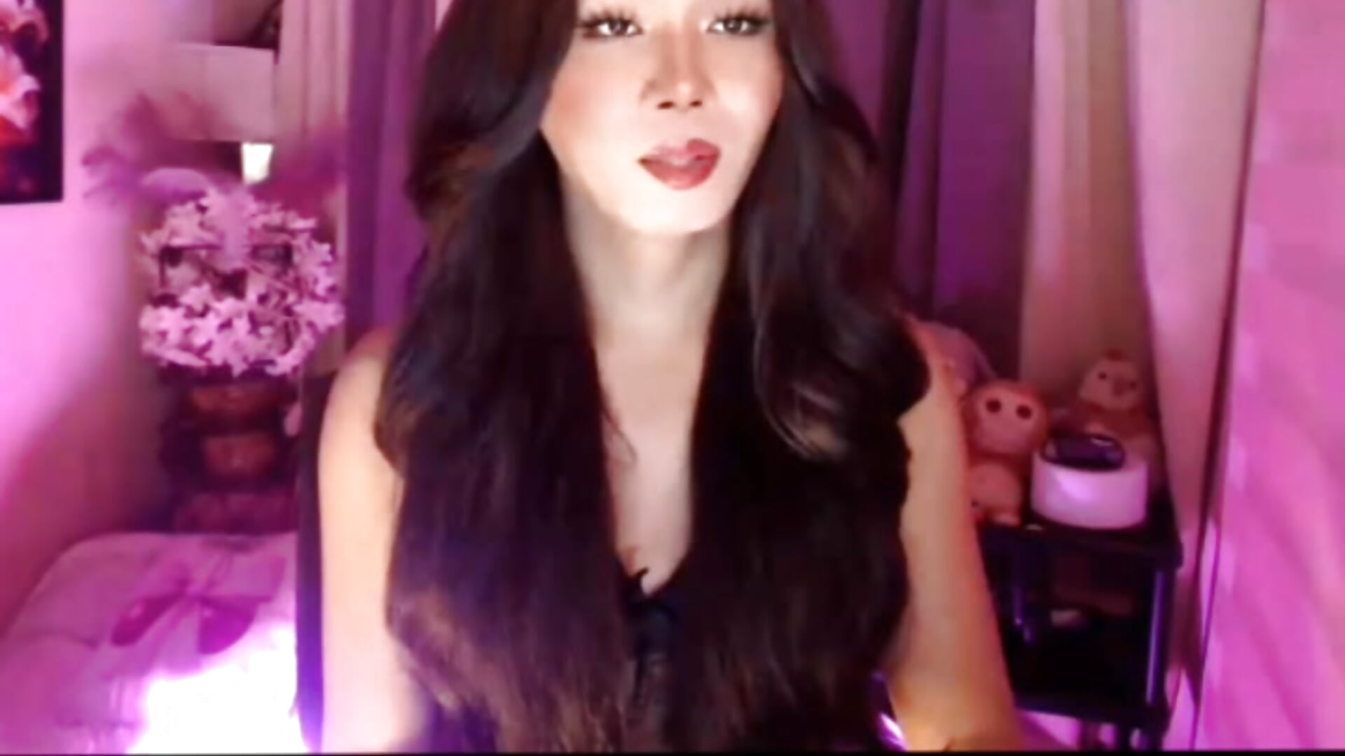 FB_VID_3374412553571779181 - video oleh Katesy12 kamera model