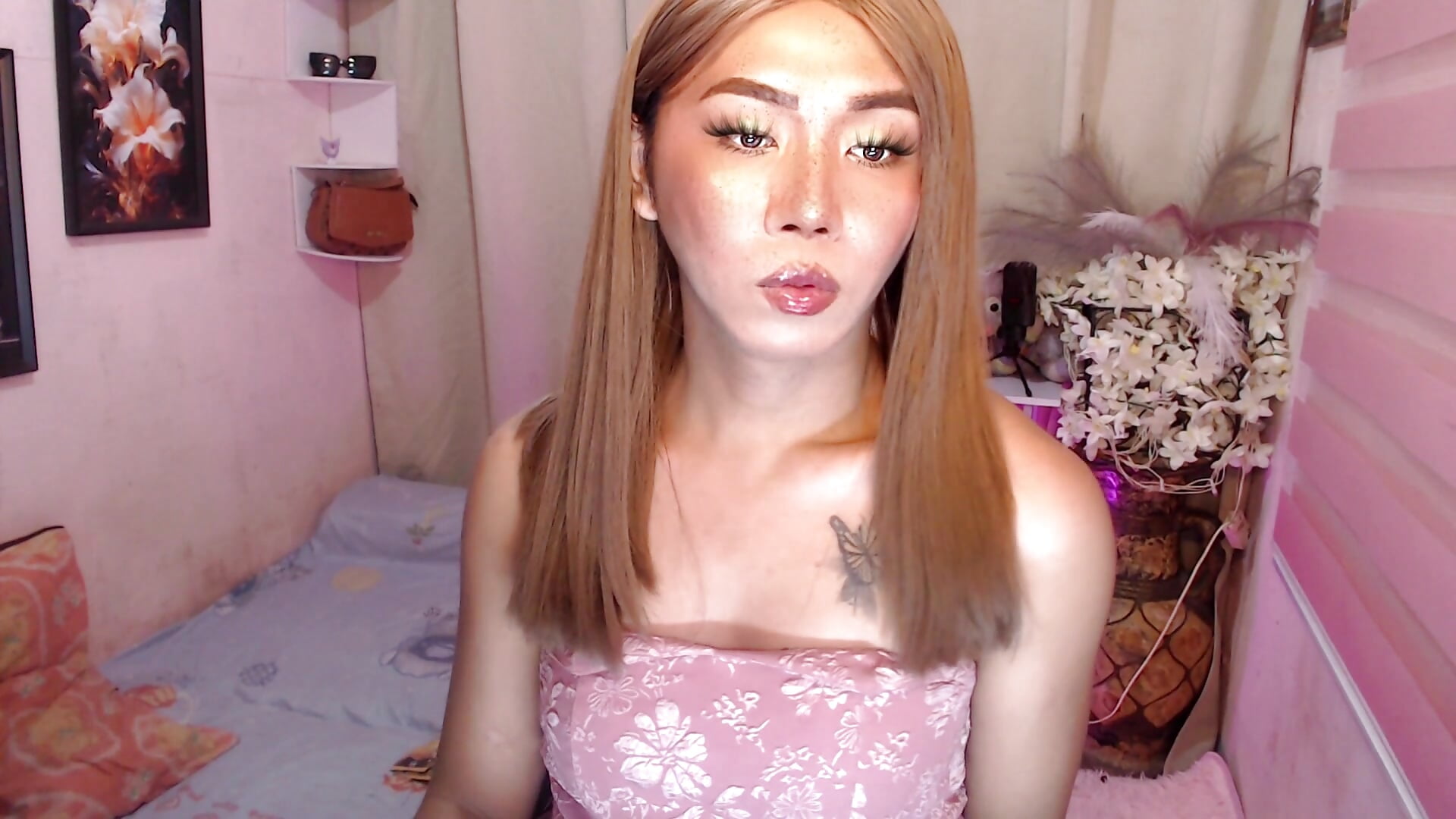 urs queen - video van Katesy12 cam-model