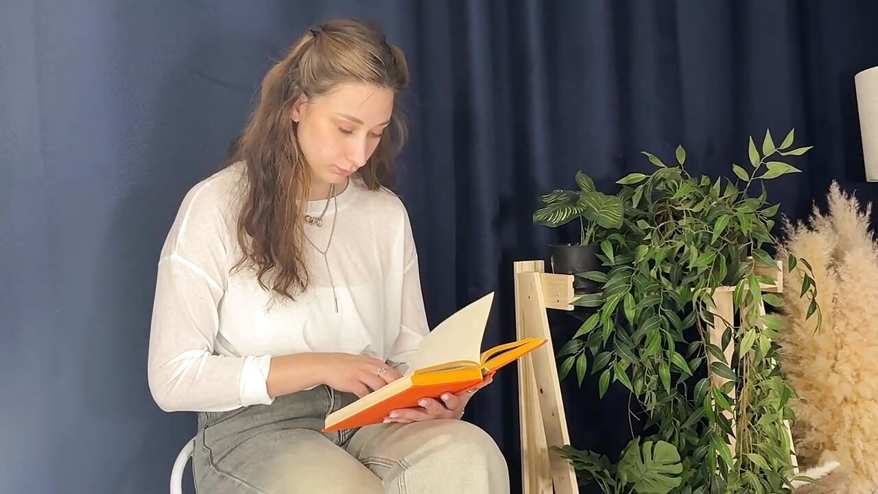 be here - video by PatKnotek cam model