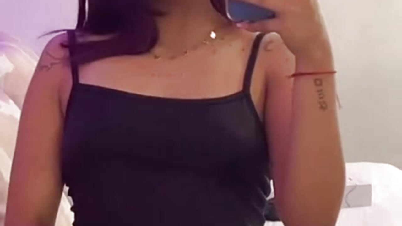 WhatsApp Video 2026-01-27 at 2.40.55 PM.mp4 – video od webkamerové modelky Cherry_Stone