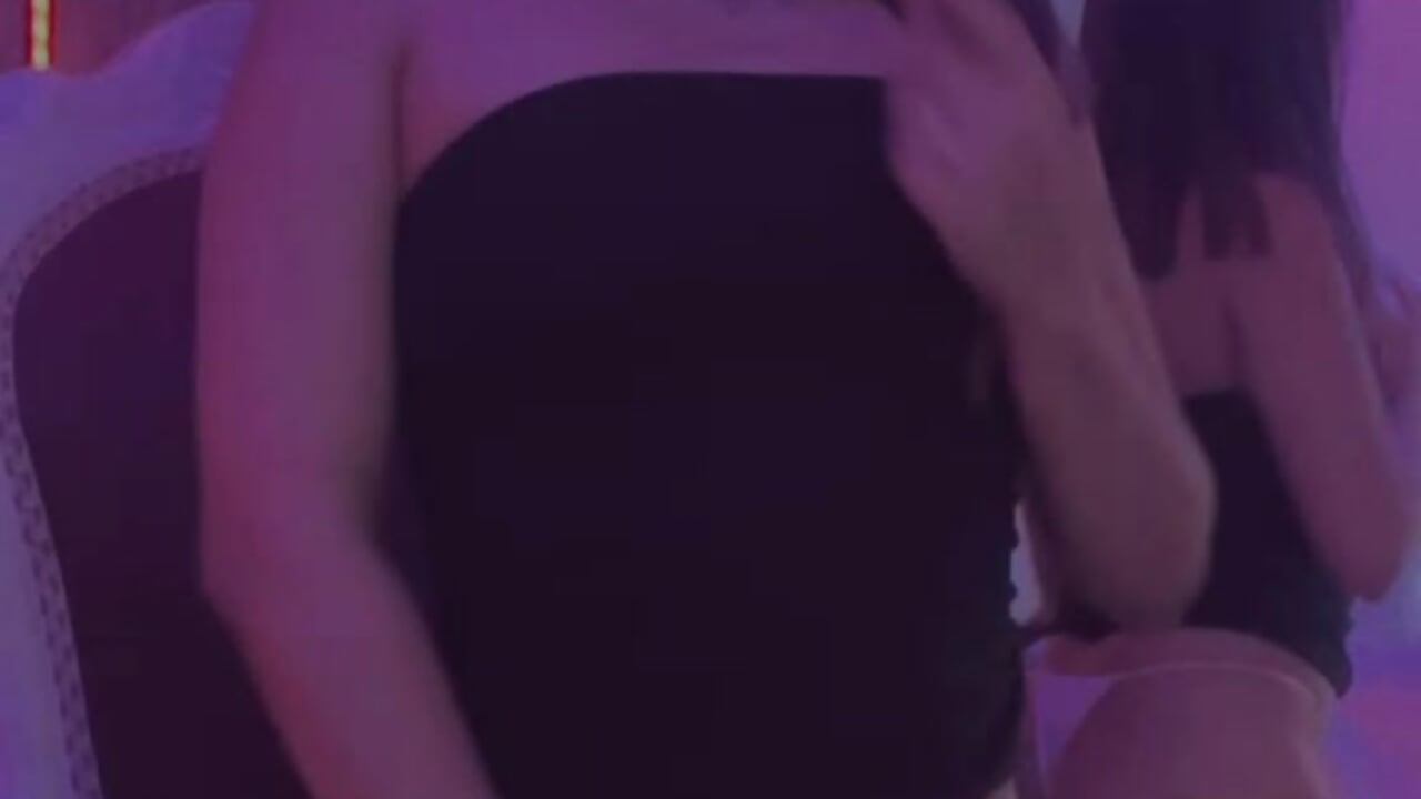 Elegance is an attitude 💎 – video od webkamerové modelky Cherry_Stone