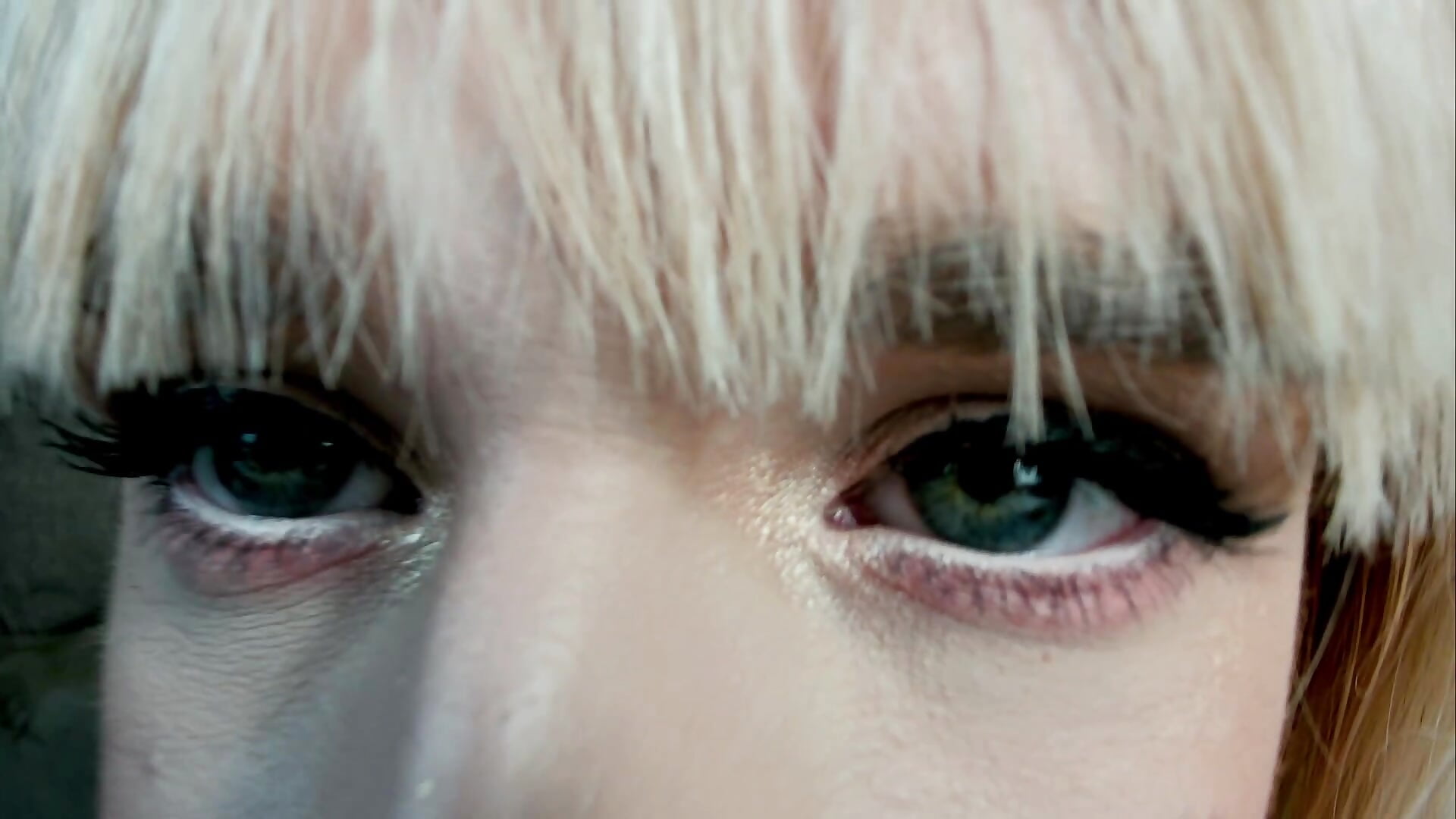 look in my eyes - video di just_katya55 modella di cam