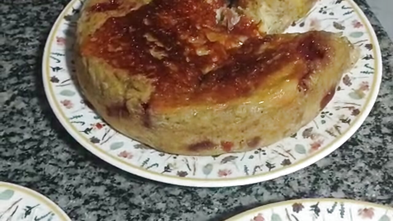 When I made a banana cake, look at my reaction. 😋😋😋 - Ladyswap主播的视频