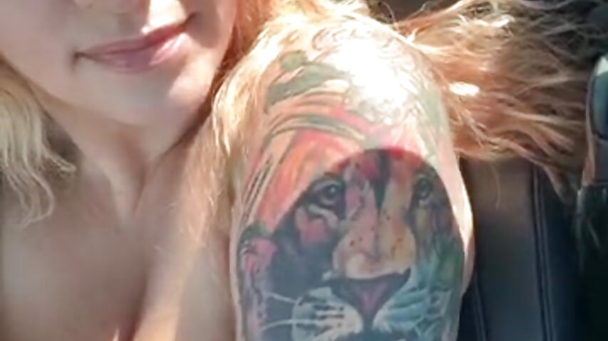 Sitting Pretty 😍 - video by jvixen92 cam model