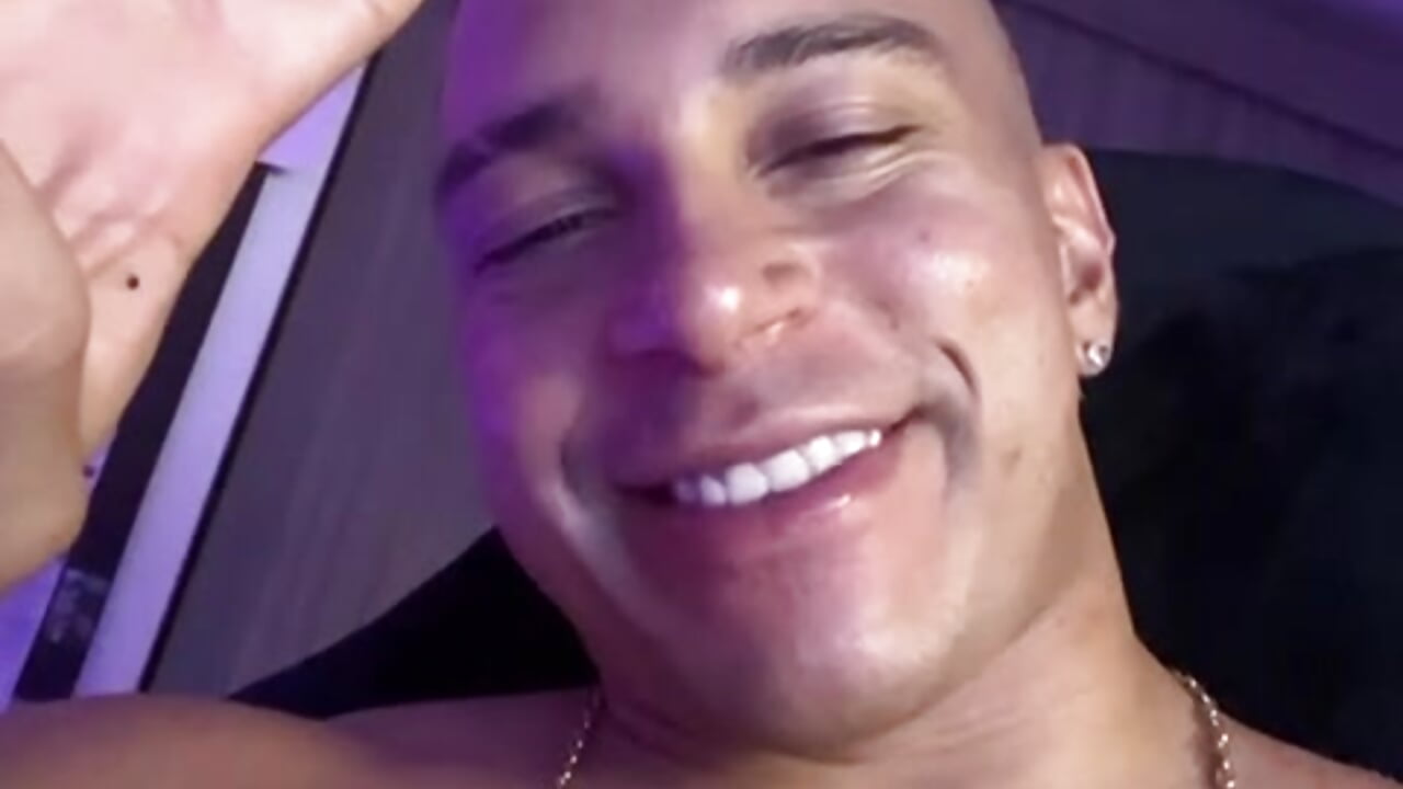 FreszX - вебкам модель избранные видео 486