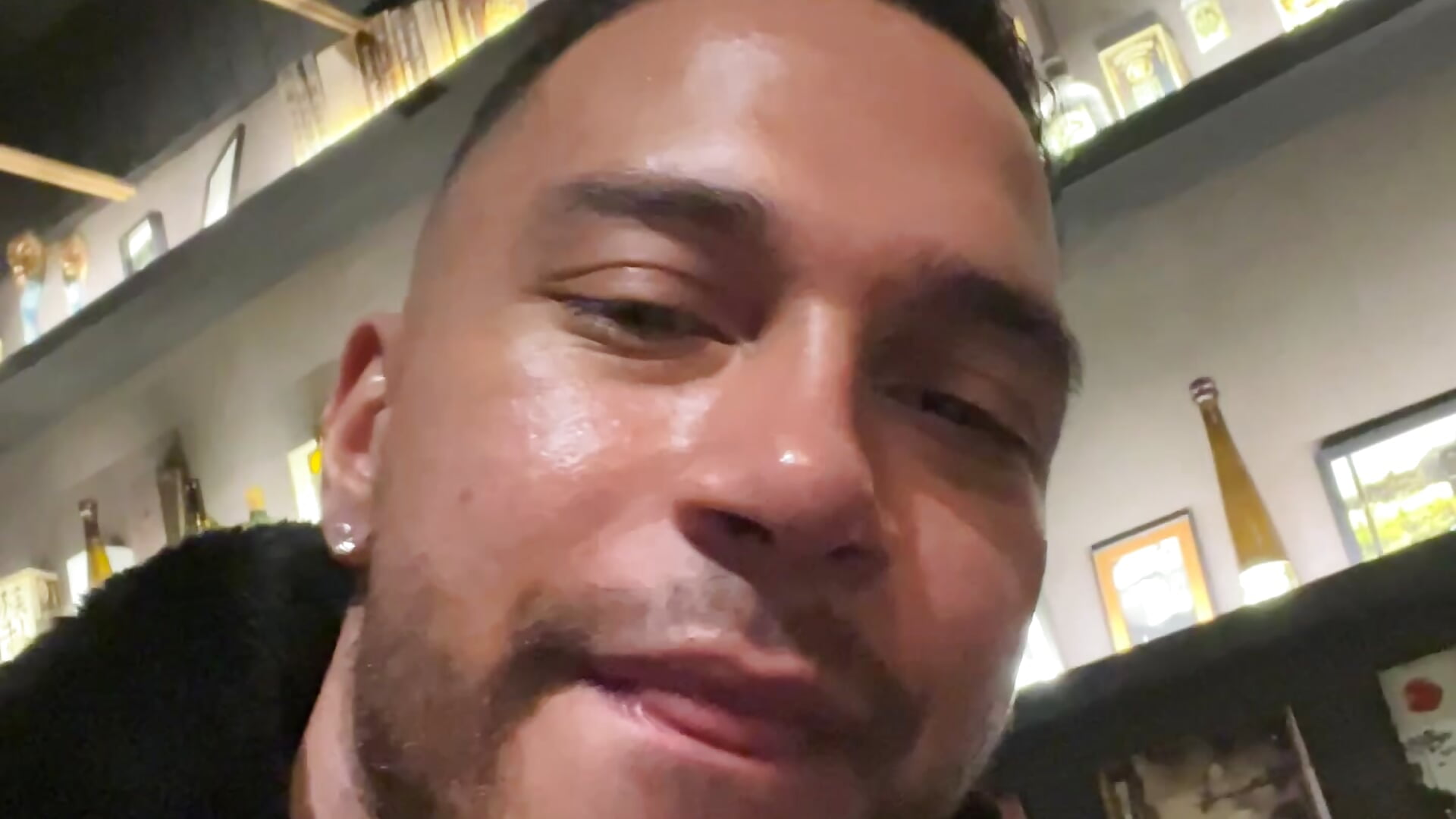 Noche de relajo ✨✨🌙 - 視頻由 FreszX 主播提供