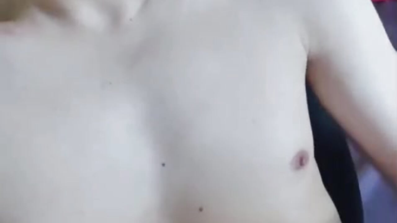 A memory of my milk on my face 🍆🥵💦
