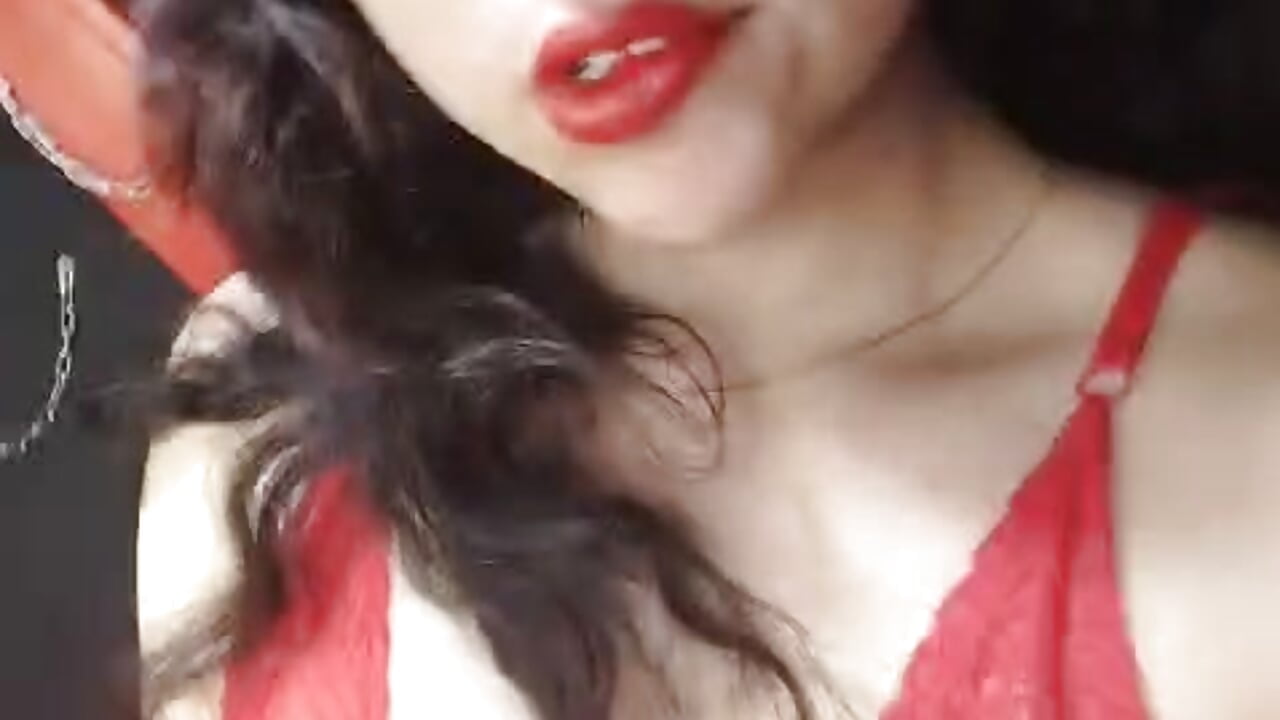 Hot🔥🔥 - video by Aishaahot cam model
