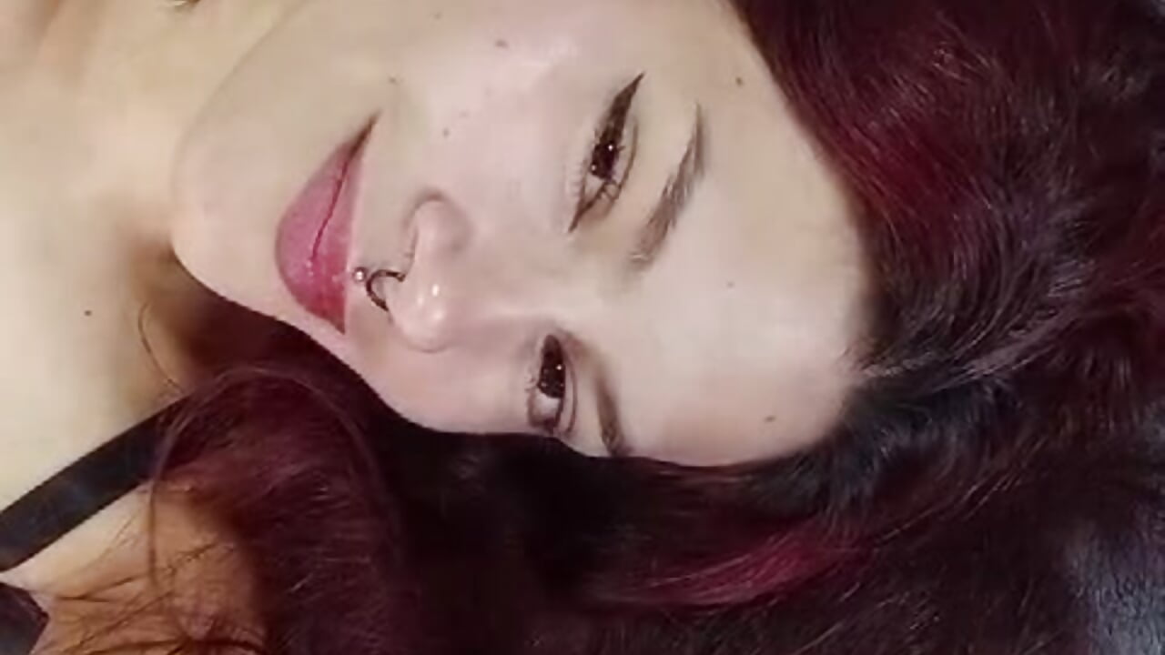 beautiful roux - video by Roux_Moon cam model