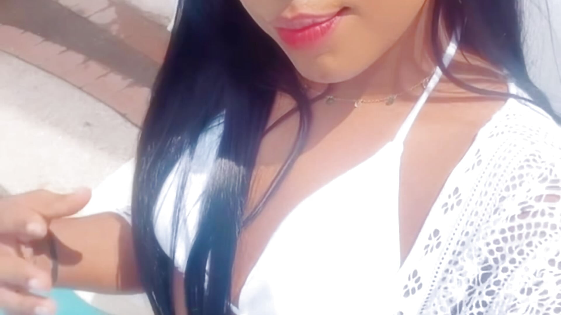 Pool holiday Monday 🏊🔥 - Video von IsabellaDarrell_ts Cam-Model