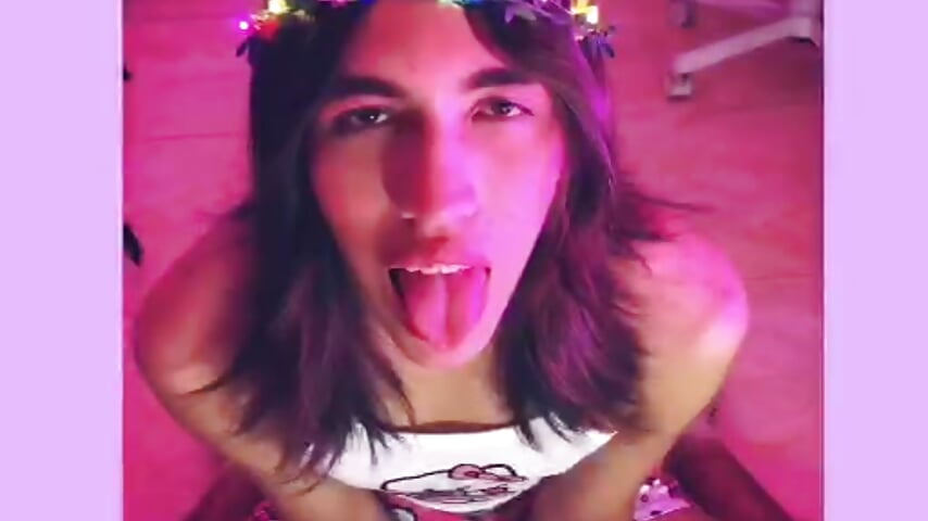 Hi darling, I invite you to see a little more about me and how I can fulfill all your fantasies😘 - video by cory_hot cam model