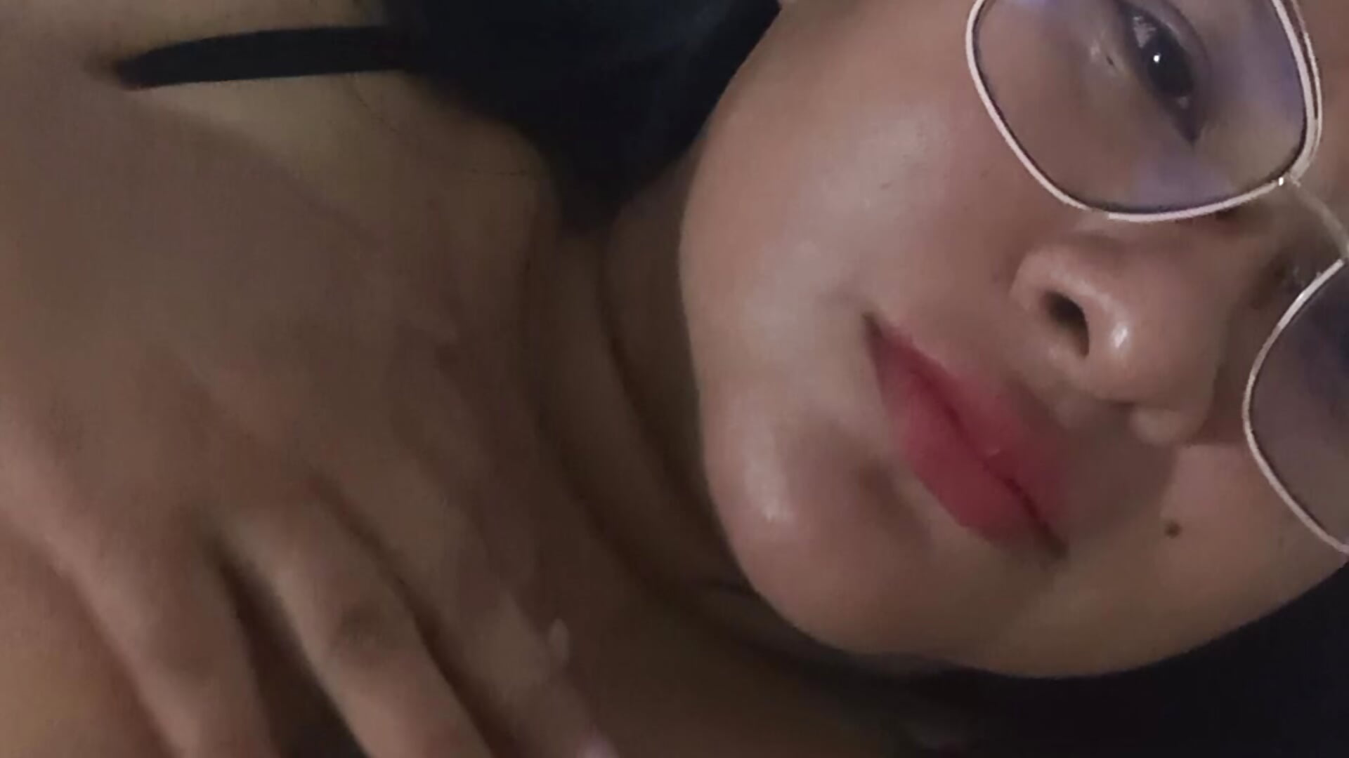 1000047686.mp4 - วิดีโอโดย celeste122595 โมเดลแคม