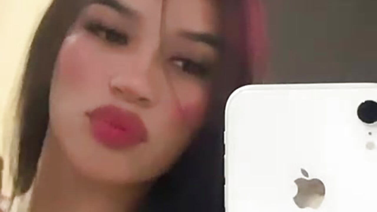 WhatsApp Video 2025-10-18 at 6,33,56 PM - video by Babenik_666 cam model