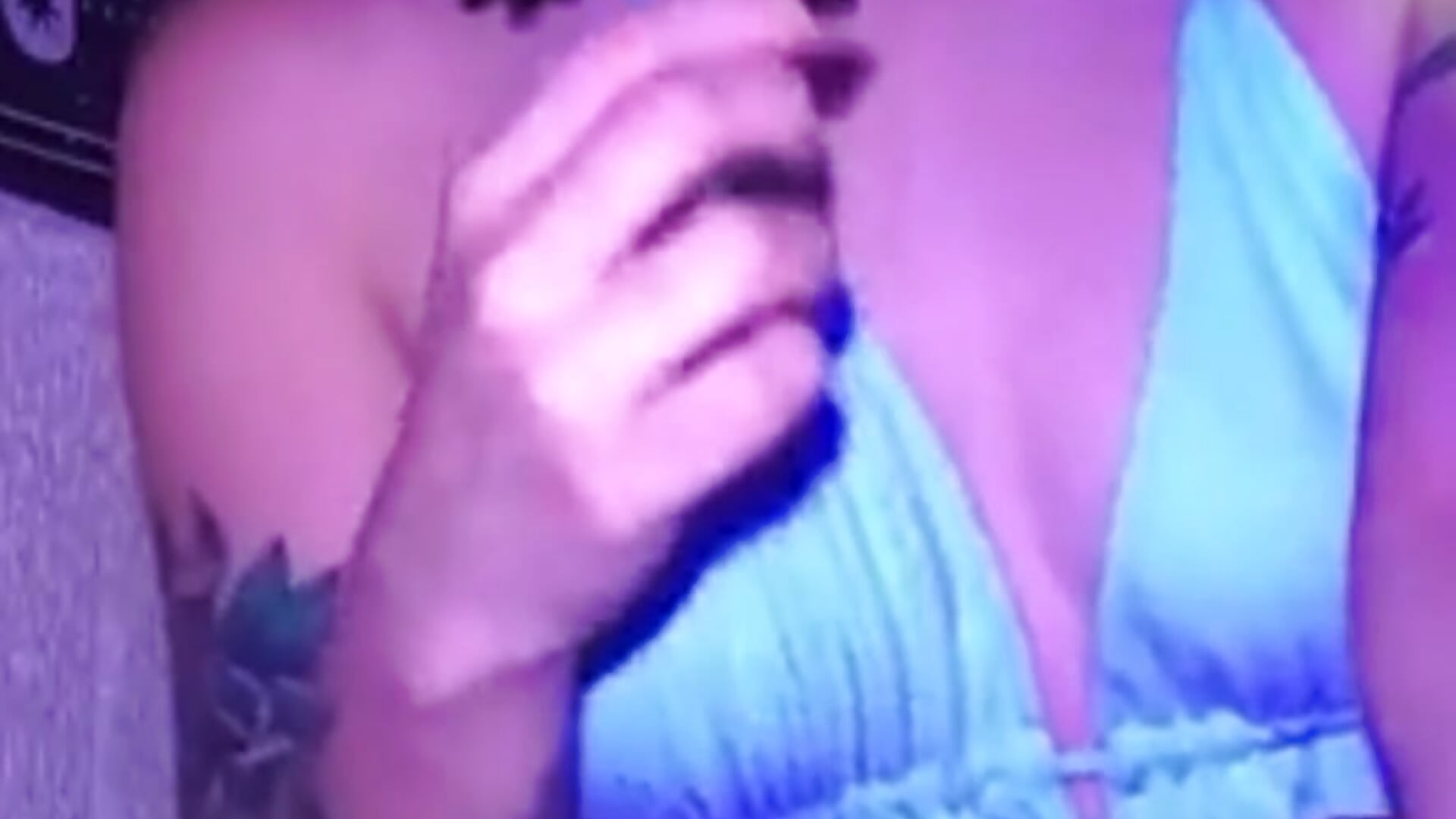 You shook me - video by Bloom-babe cam model