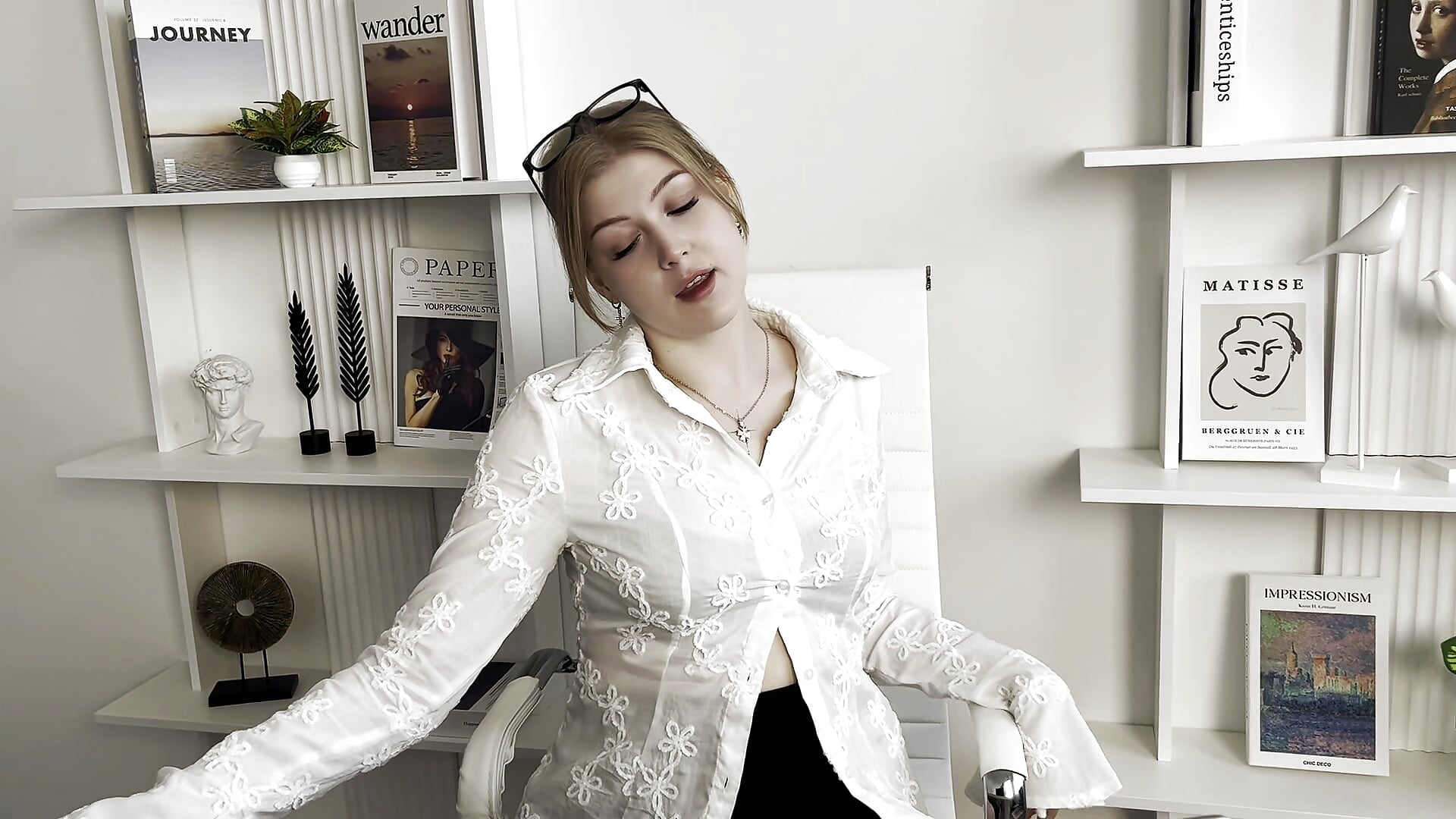 Stella strong🌸 — filmik Stella_Light, modela(-lki) na kamerkach
