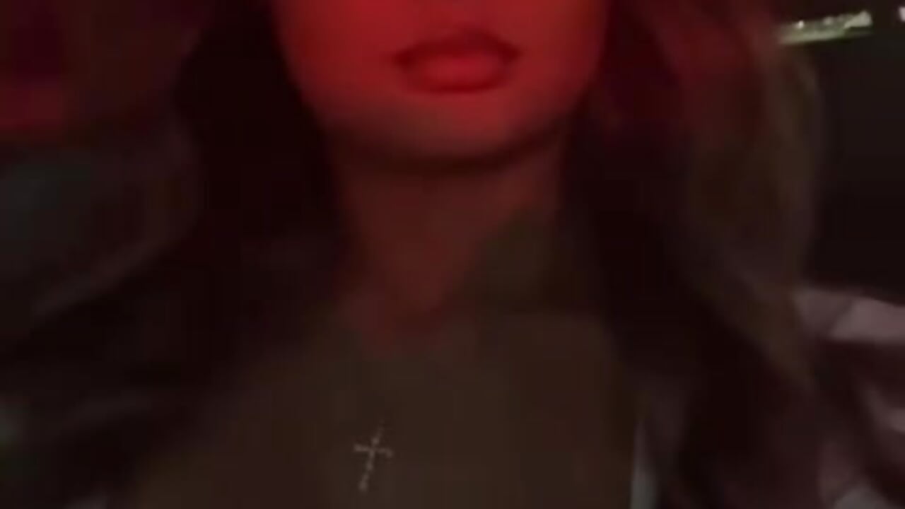 heyyy x - video by TeeLovexx cam model