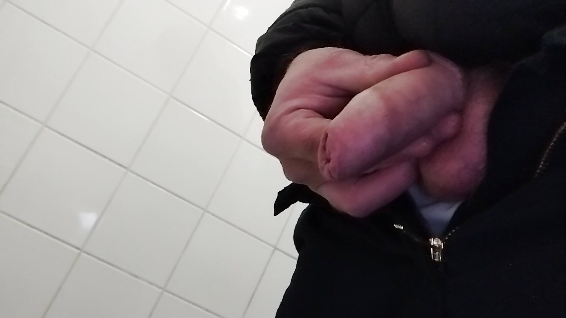 Une belle pisse - video by Cedric7653 cam model