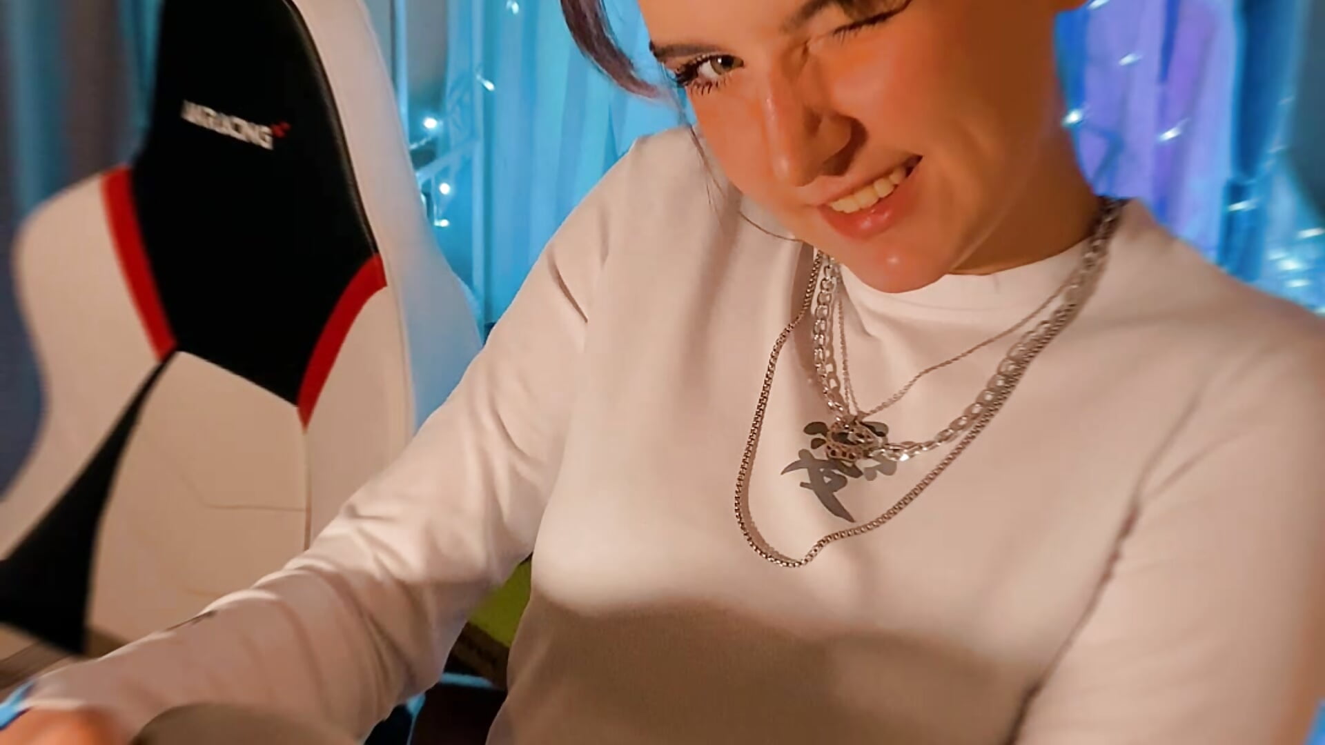 I can get creative sometimes 🥰 - video by Caseycute cam model