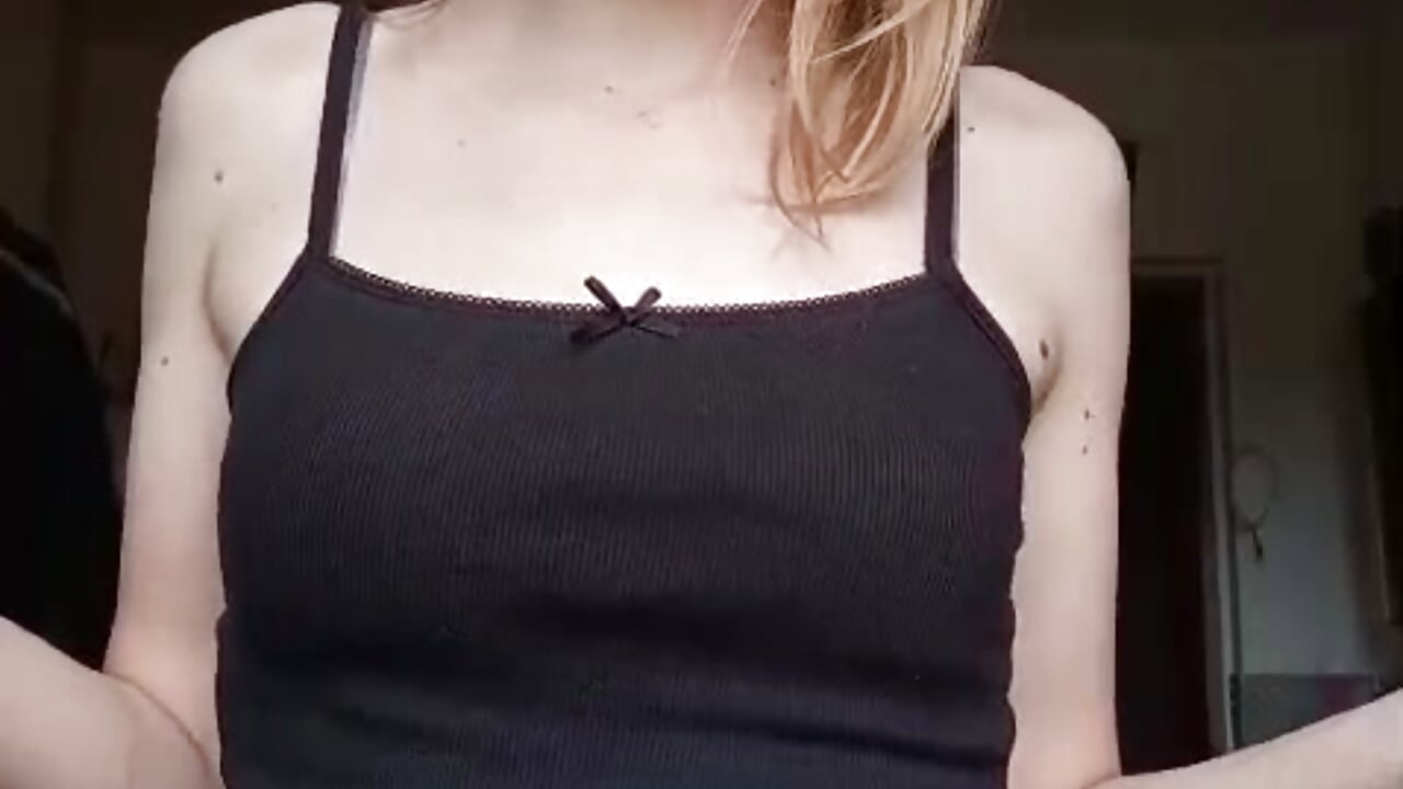 Me ❤️ - video by Novavibee cam model