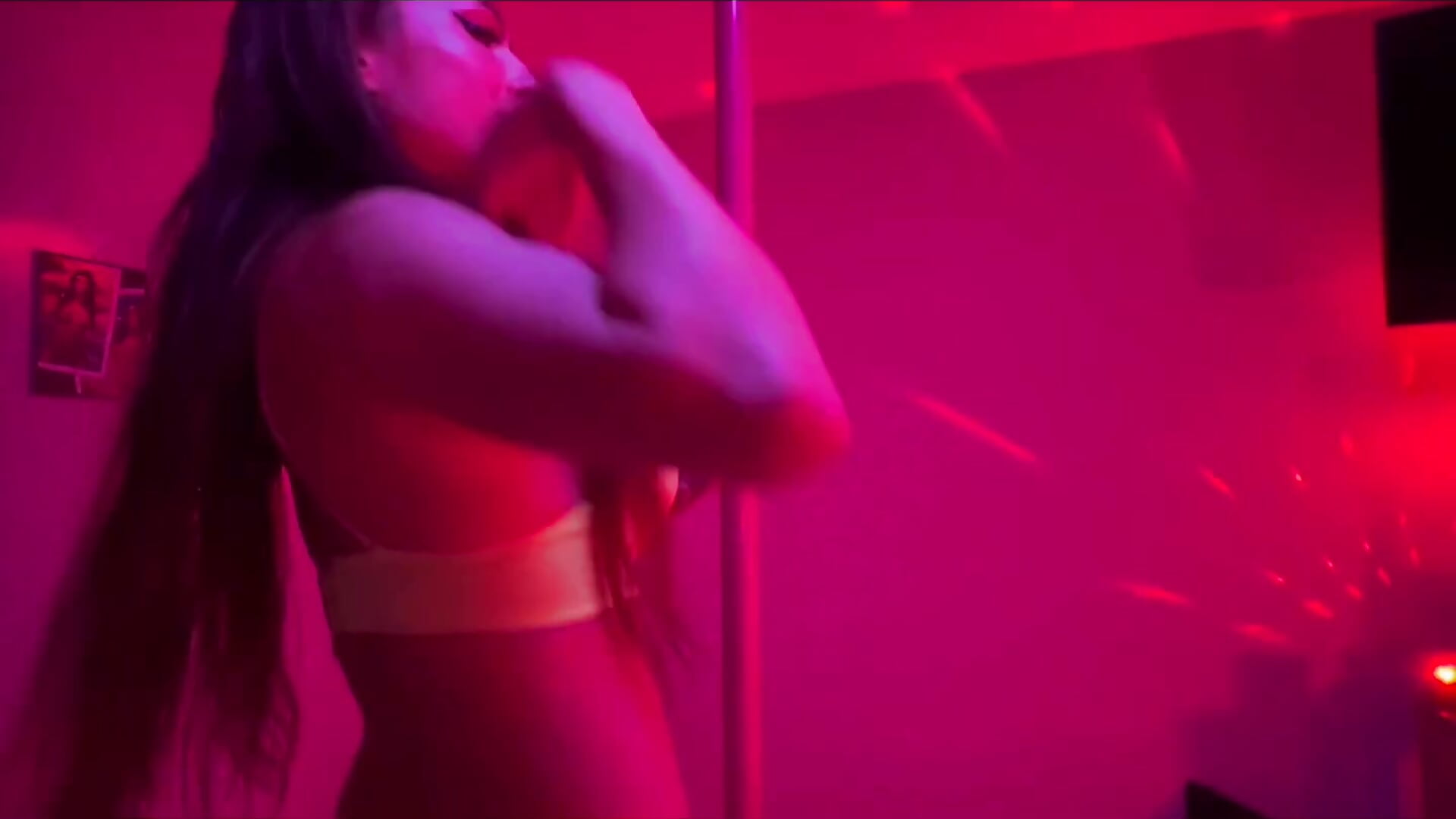 Tis the Season Strip and Fuck - jennaraexo adlı kamera modelinin videosu