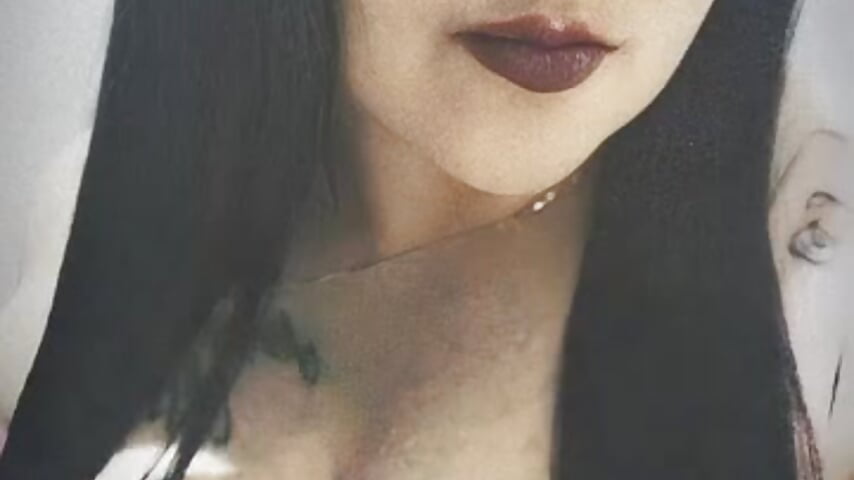 Cute - video by julitziI_09 cam model