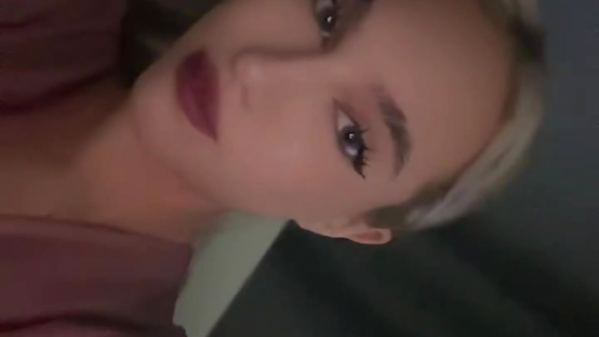 Cutie me^^ - video by LeilaBilberry cam model